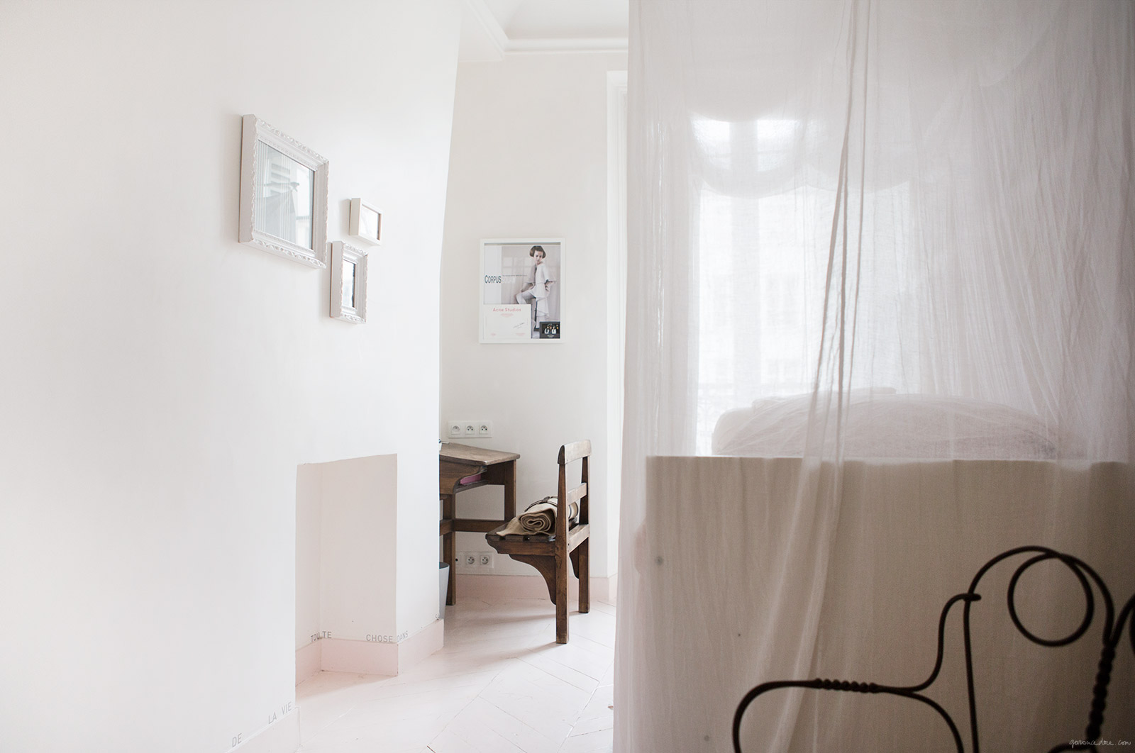 eymèle burgaud paris apartment interiors garance dore photos